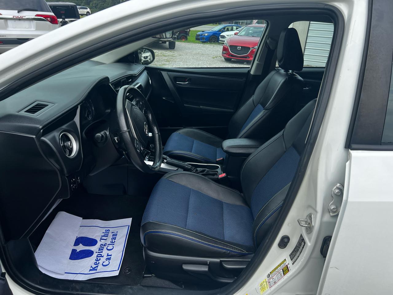 Toyota Corolla SE 4D Sedan at 2018