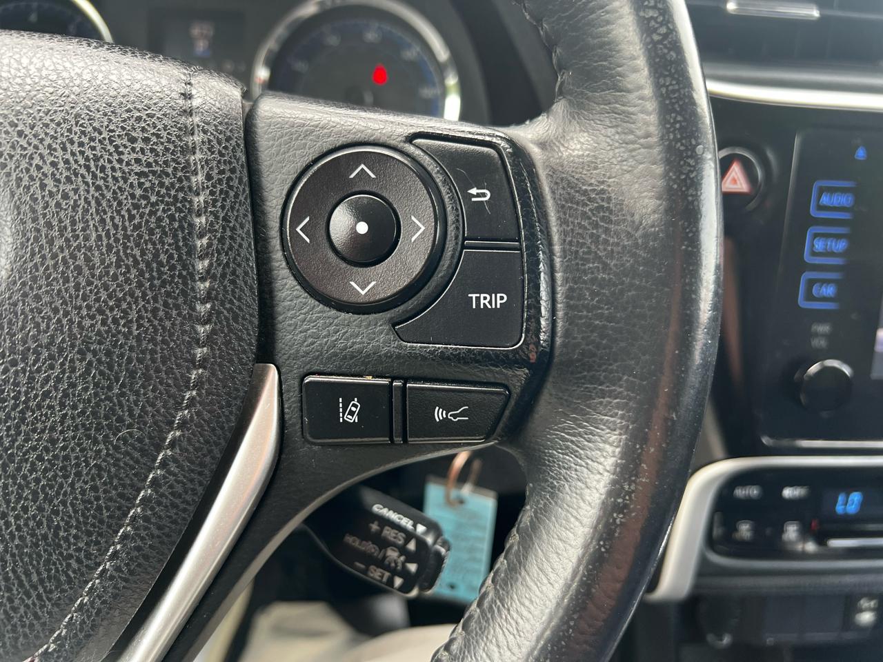 Toyota Corolla SE 4D Sedan at 2018