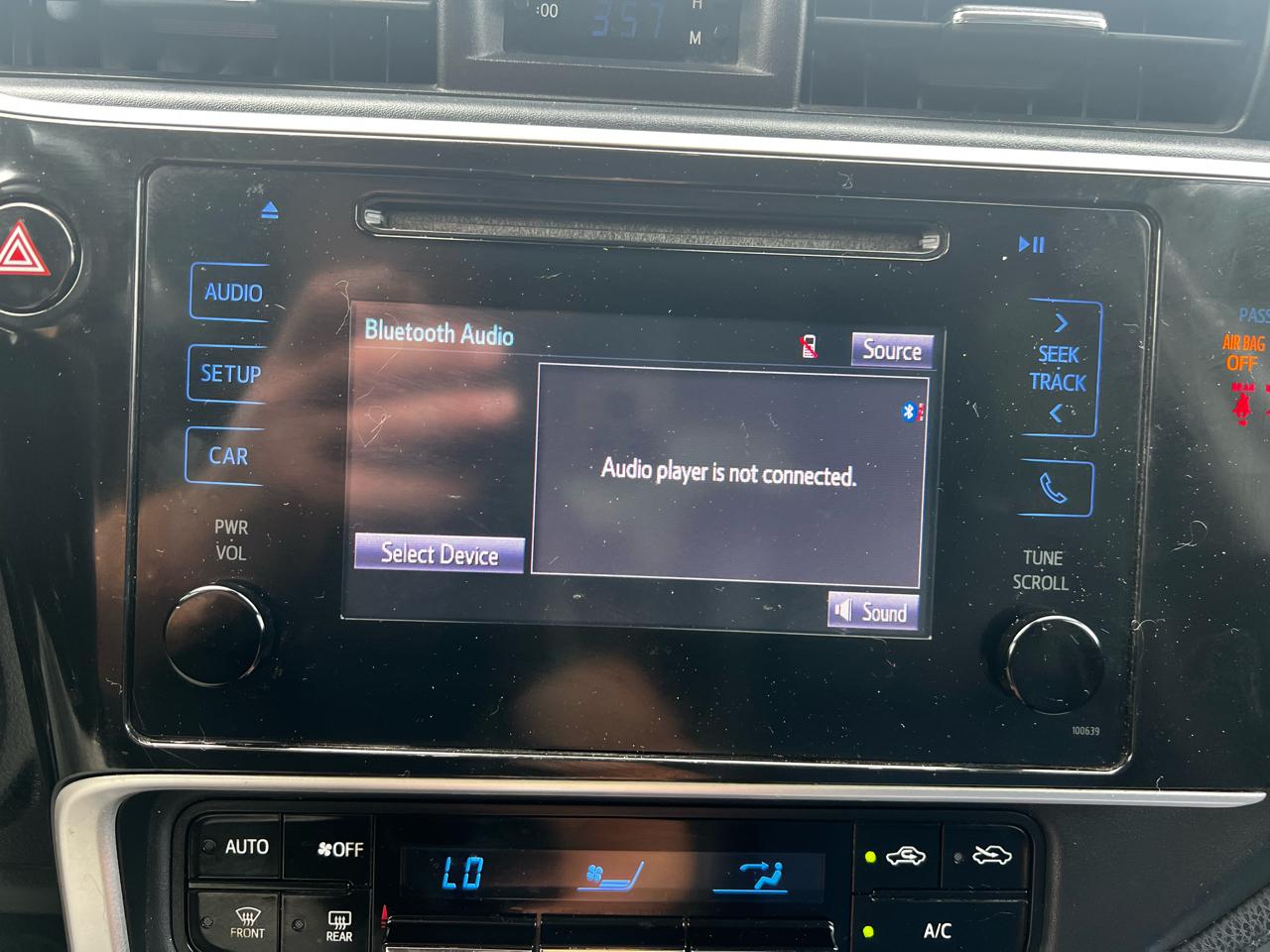 Toyota Corolla SE 4D Sedan at 2018