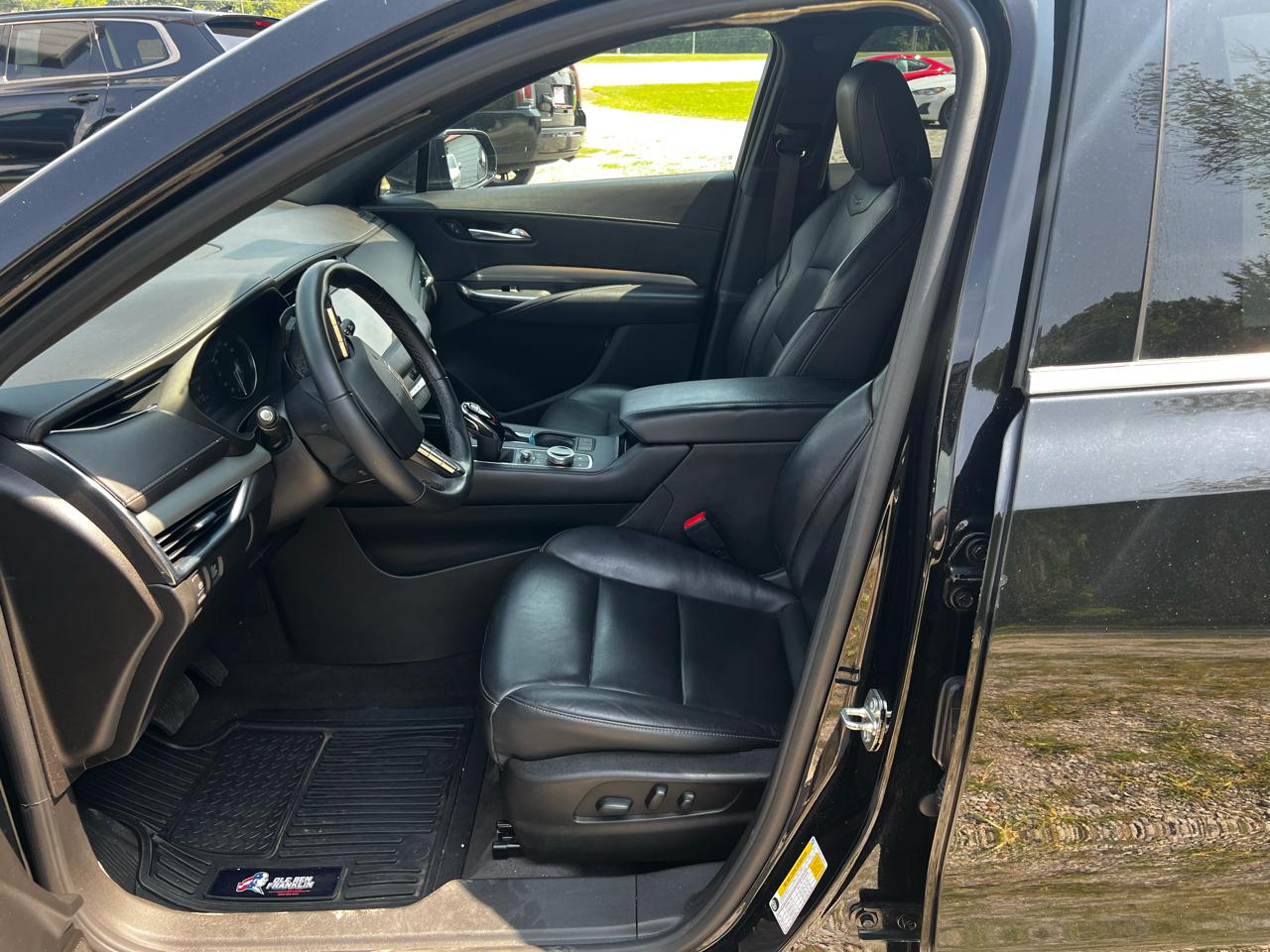 Cadillac XT4 Premium Luxury 2023