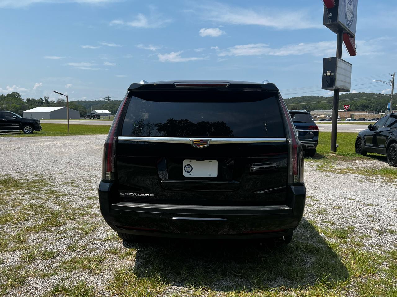 Cadillac Escalade Luxury 4WD 2018