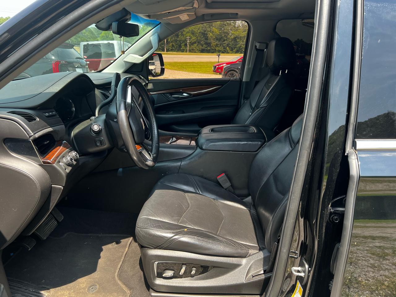 Cadillac Escalade Luxury 4WD 2018