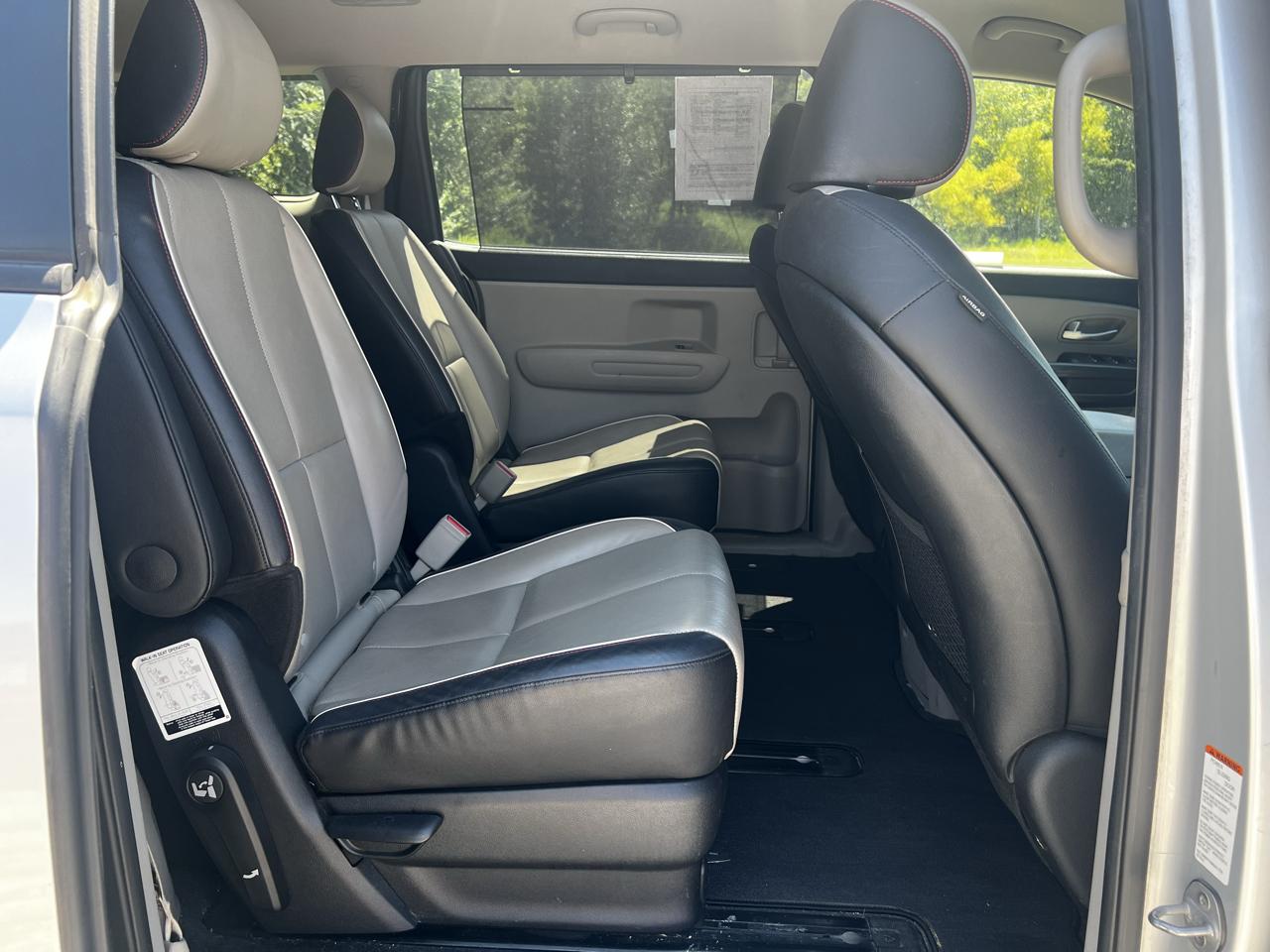 Kia Sedona LX 2019