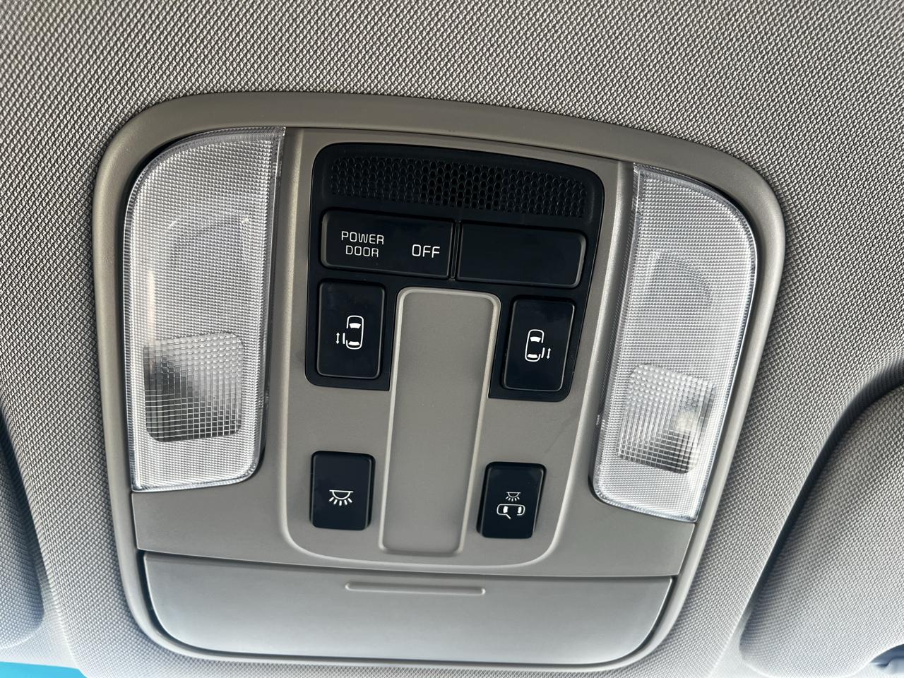 Kia Sedona LX 2019