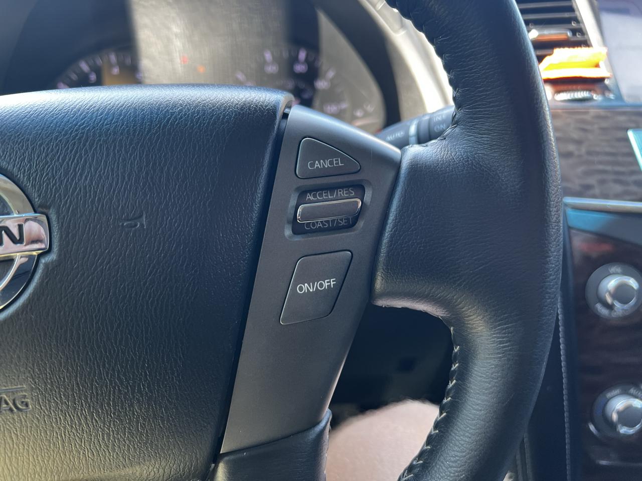 Nissan Armada SV 2WD 2017