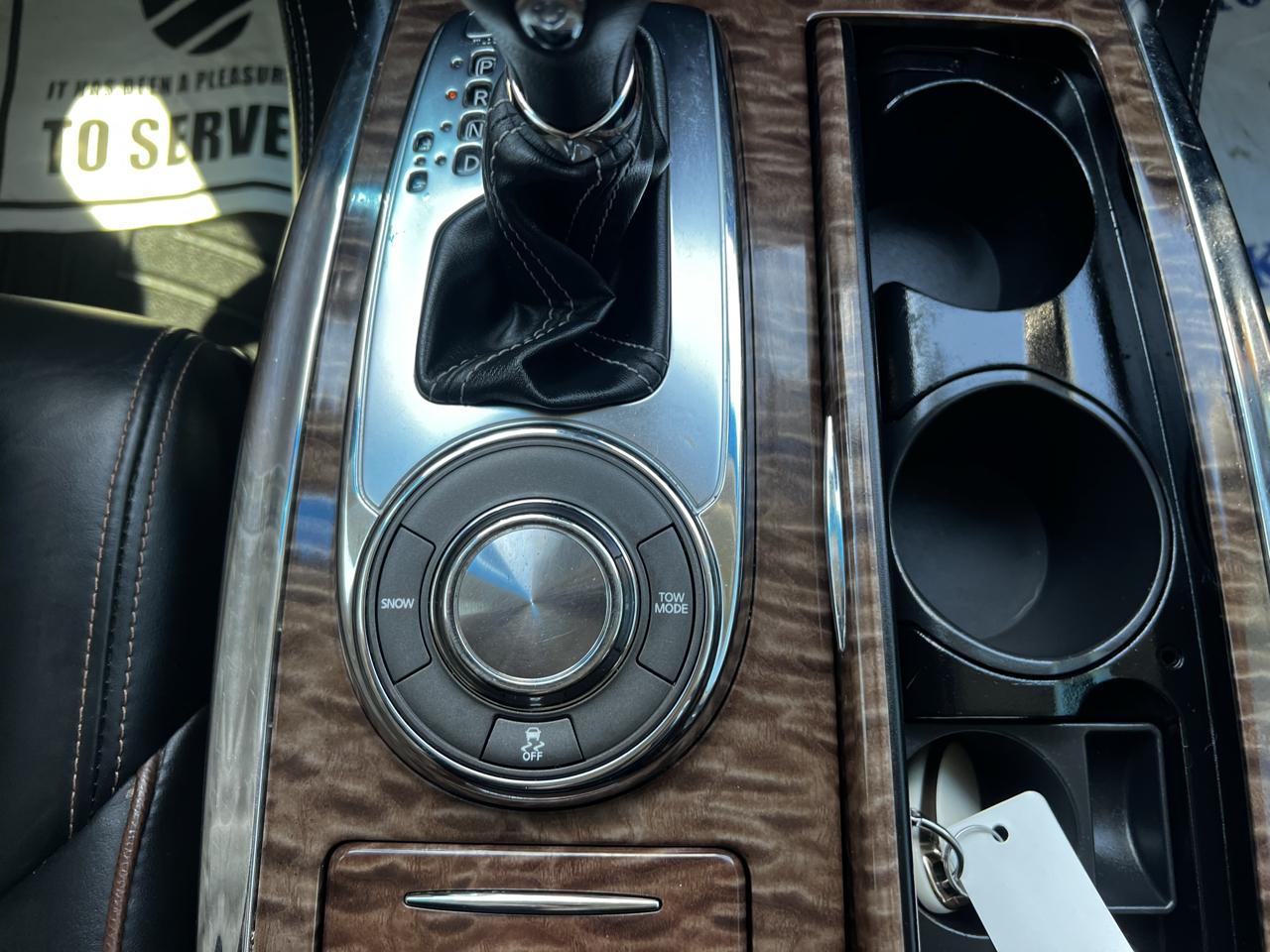 Nissan Armada SV 2WD 2017