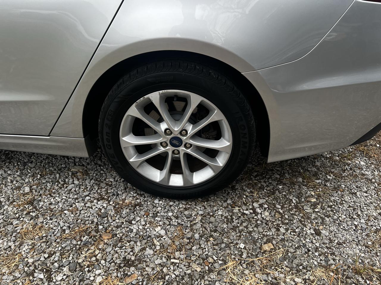 Ford Fusion SE 2019