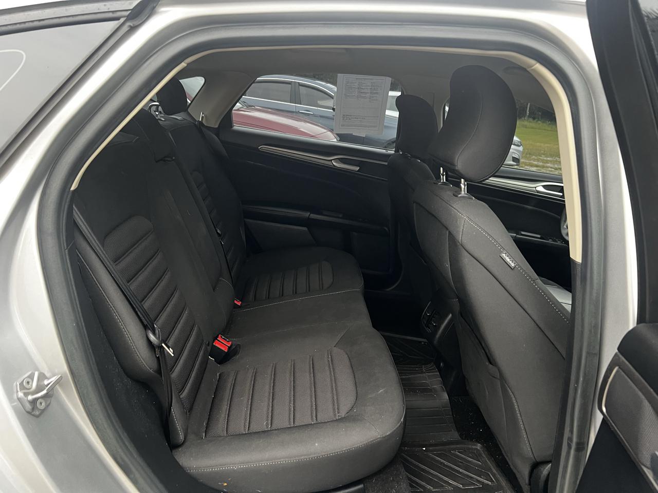 Ford Fusion SE 2019