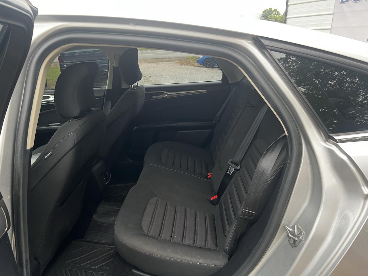 Ford Fusion SE 2019