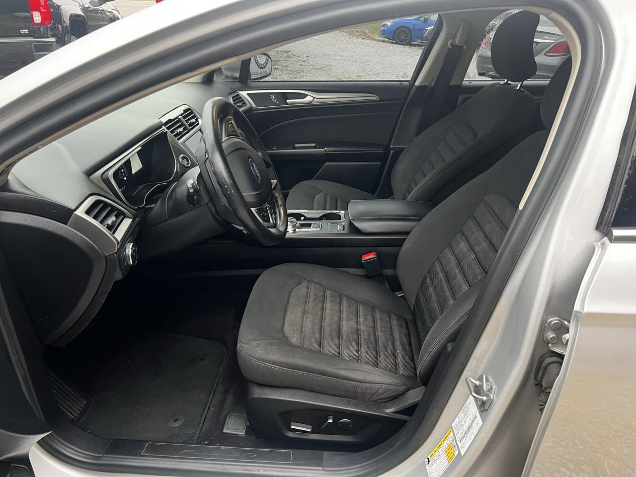 Ford Fusion SE 2019