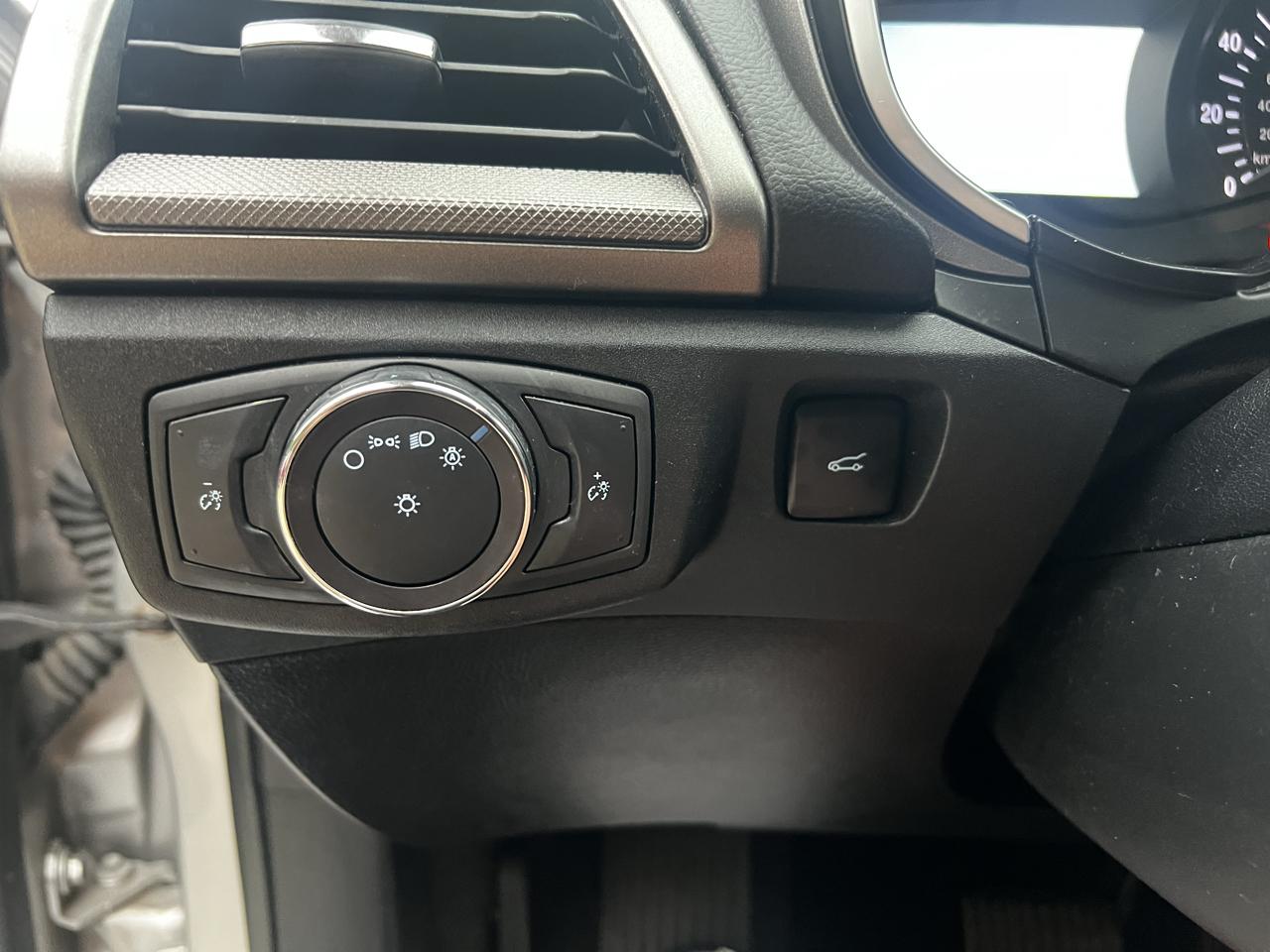 Ford Fusion SE 2019