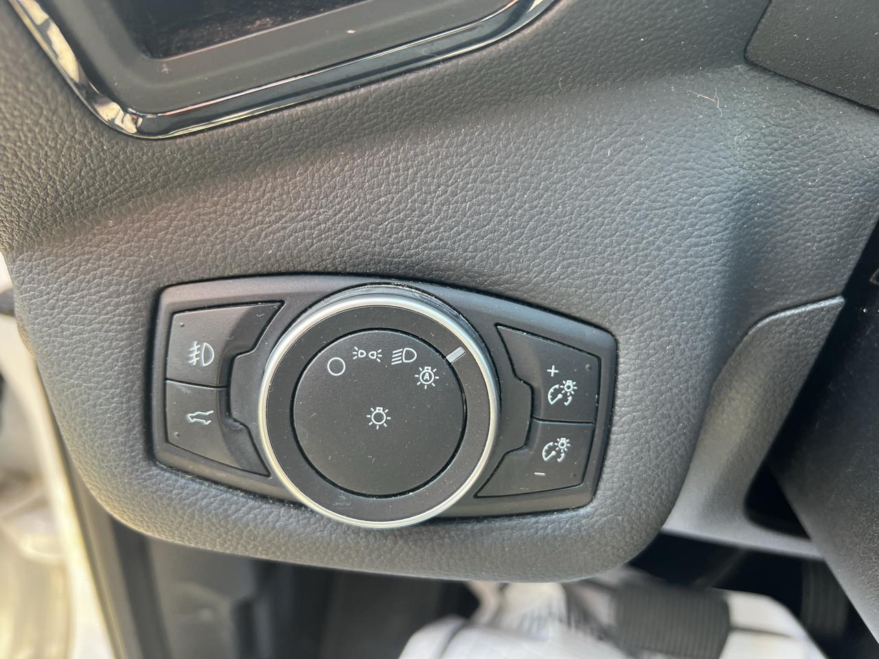 Ford Escape Titanium FWD 2017