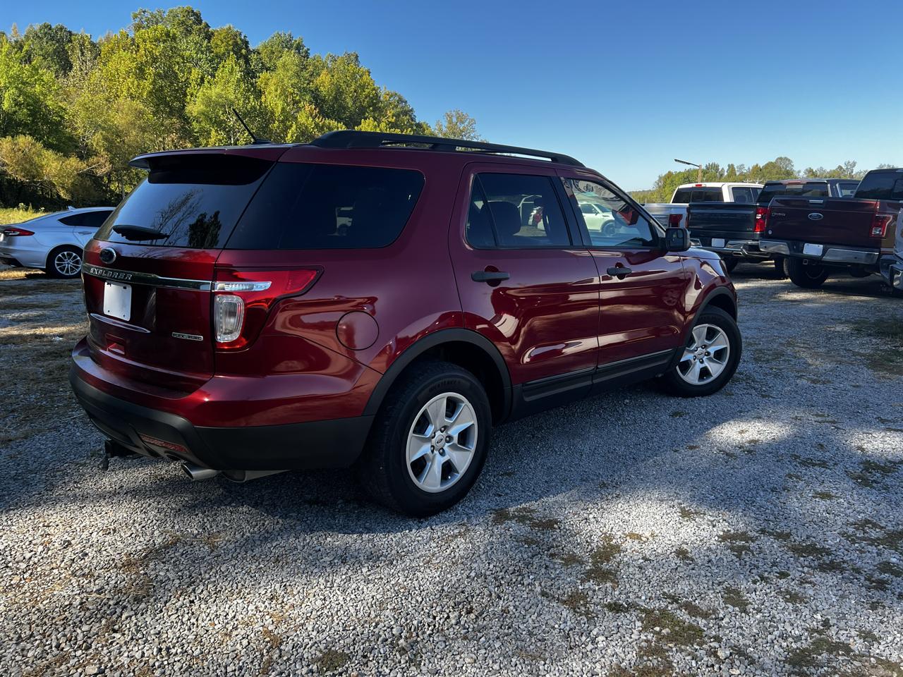 Ford Explorer Base FWD 2013