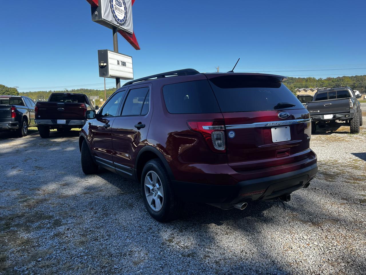 Ford Explorer Base FWD 2013