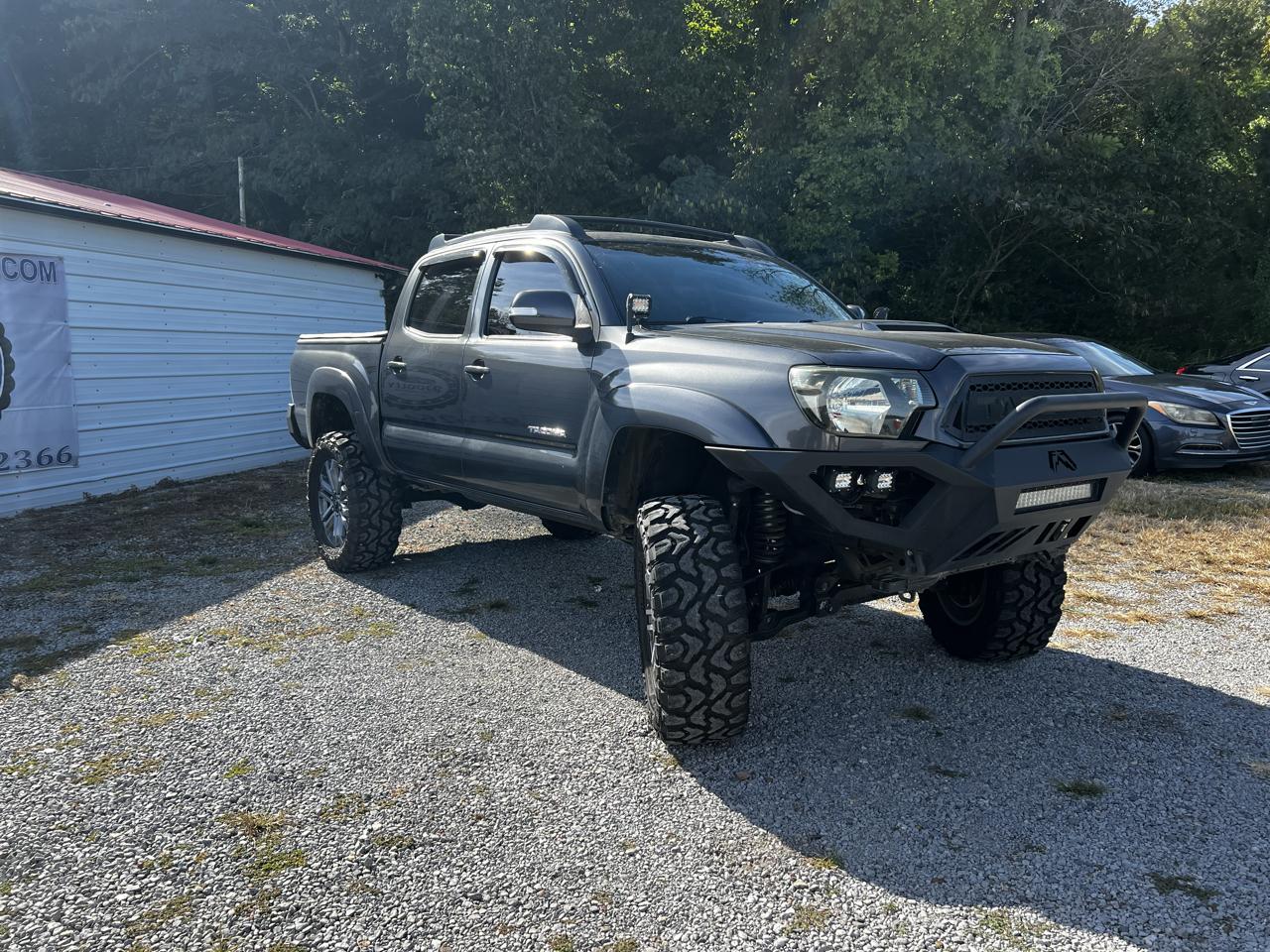 Toyota Tacoma Double Cab V6 4WD 2015