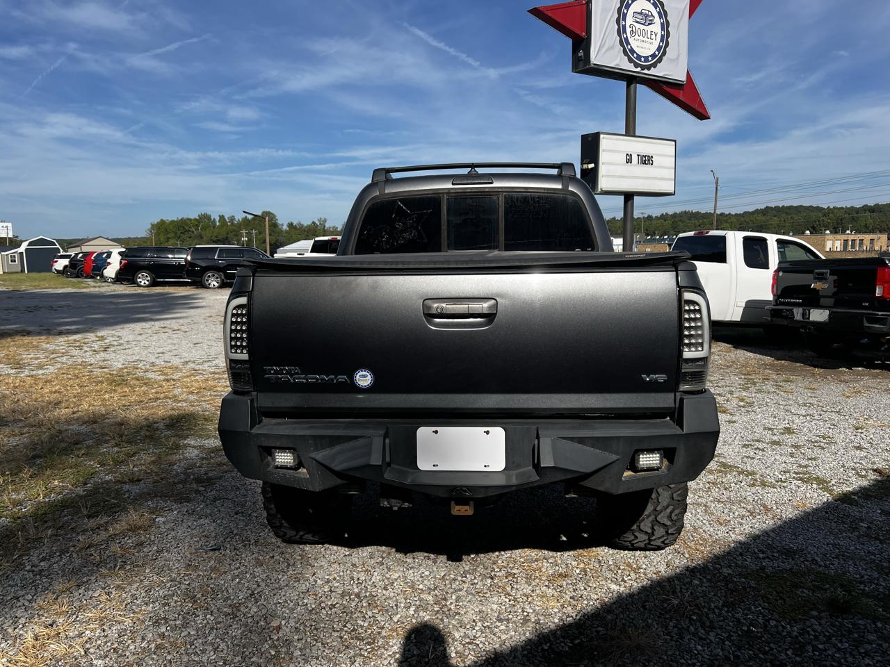 Toyota Tacoma Double Cab V6 4WD 2015