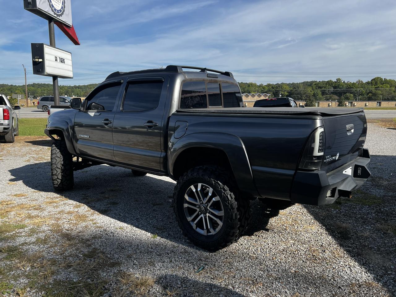 Toyota Tacoma Double Cab V6 4WD 2015