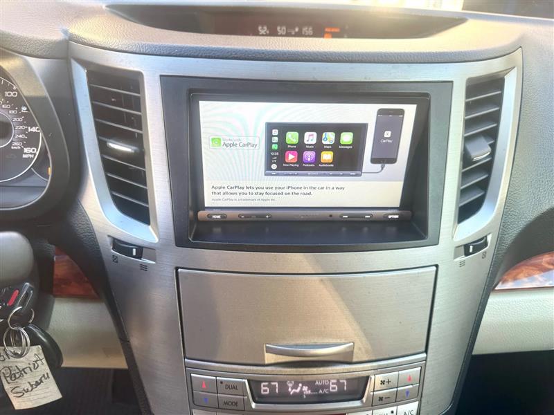 Subaru Outback  2010