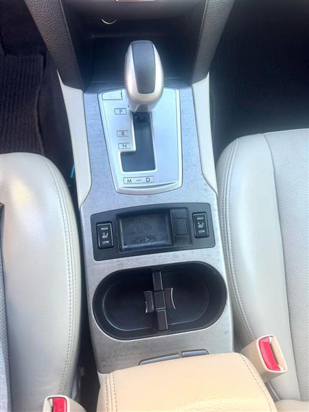 Subaru Outback  2010