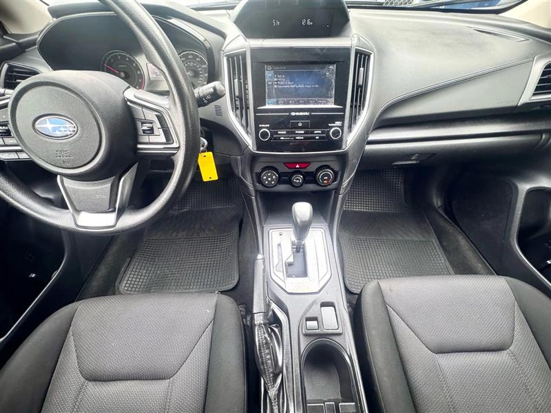 2017 Subaru Impreza 2.0i photo 2