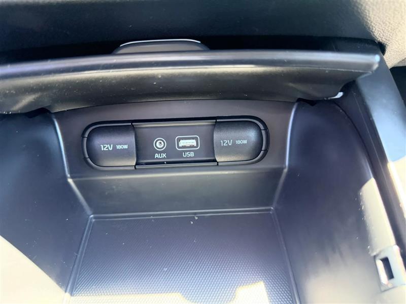2017 Kia Sorento LX - Photo 10