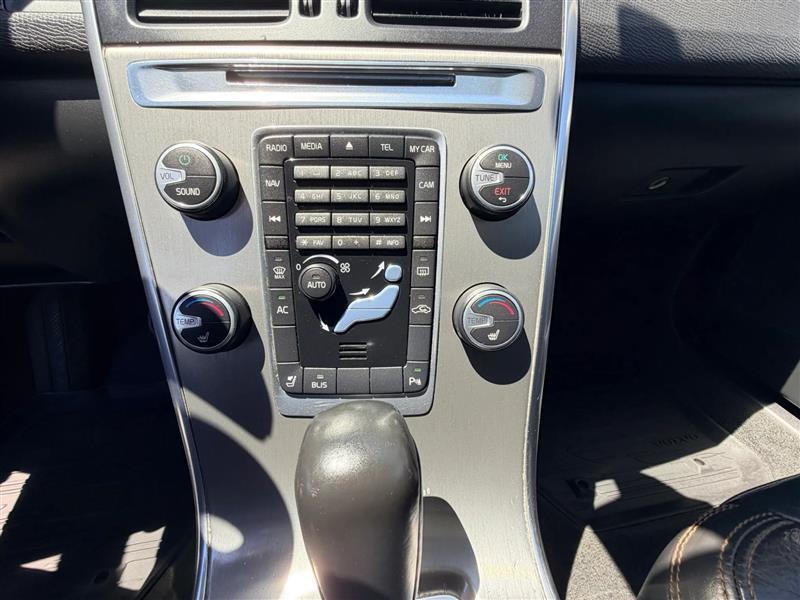 2012 Volvo XC60 T6 - Photo 12