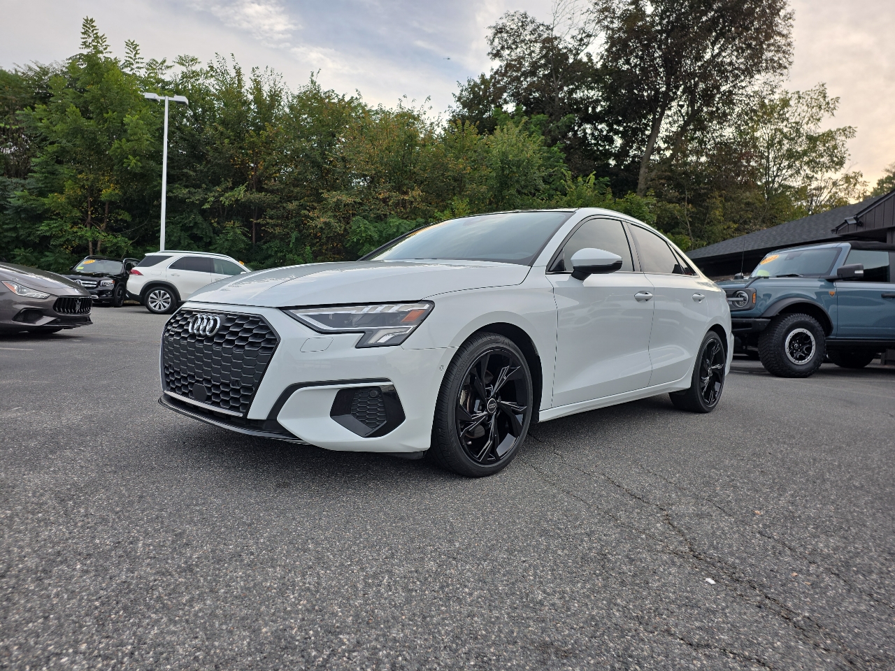 2023 Audi A3 Premium Quattro photo 3