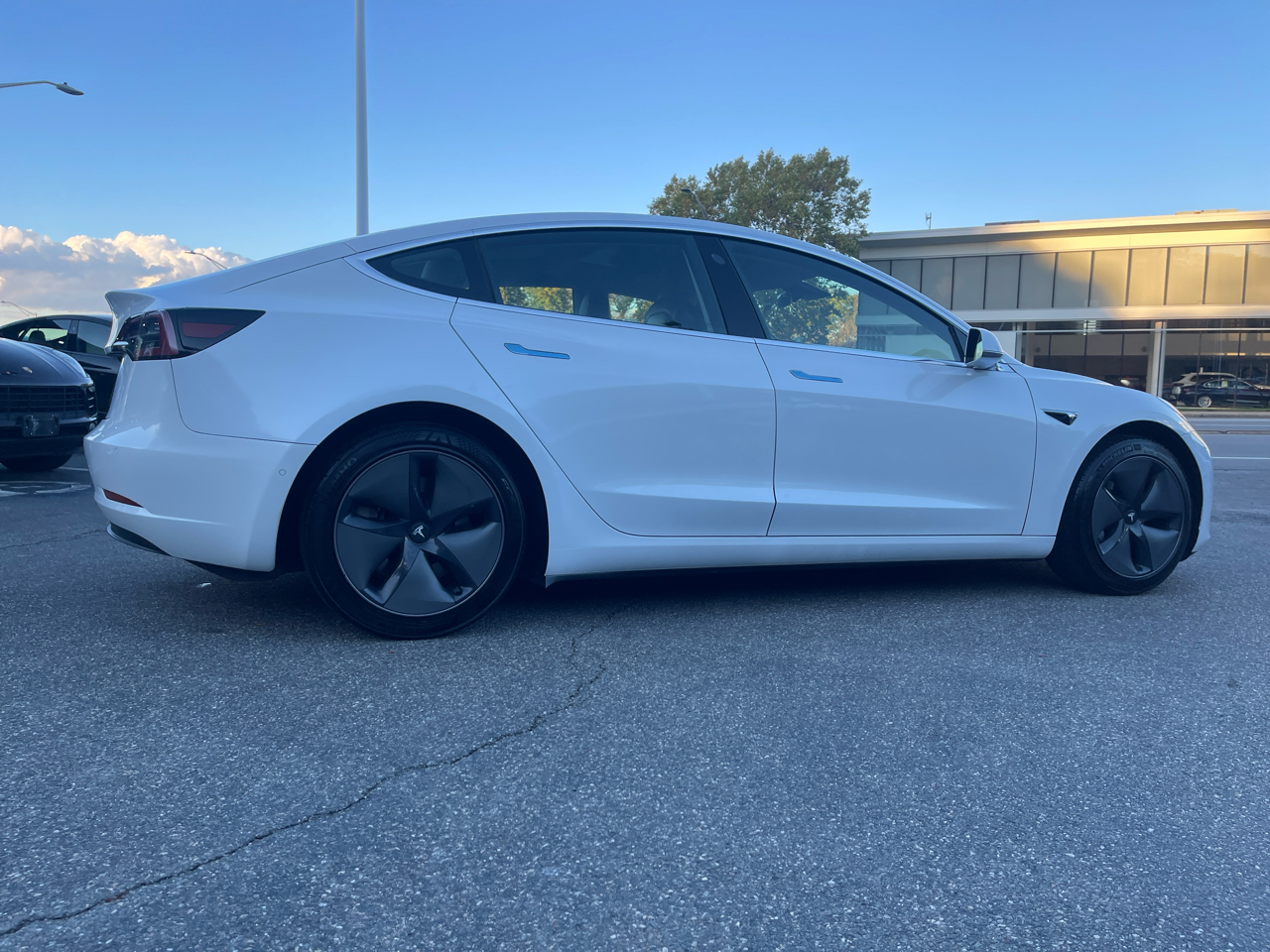 Tesla Model 3 Standard Range Plus 2020
