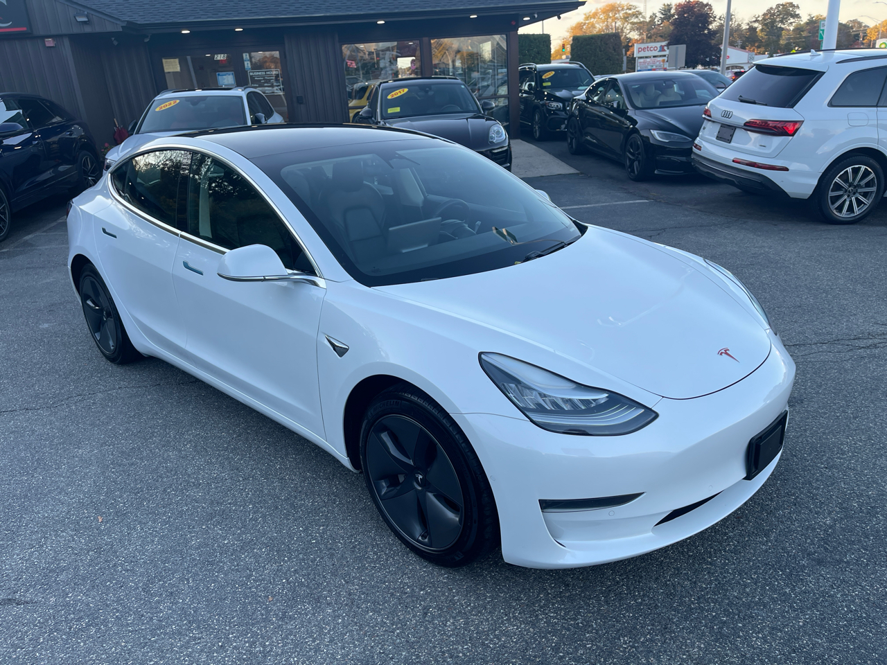 Tesla Model 3 Standard Range Plus 2020