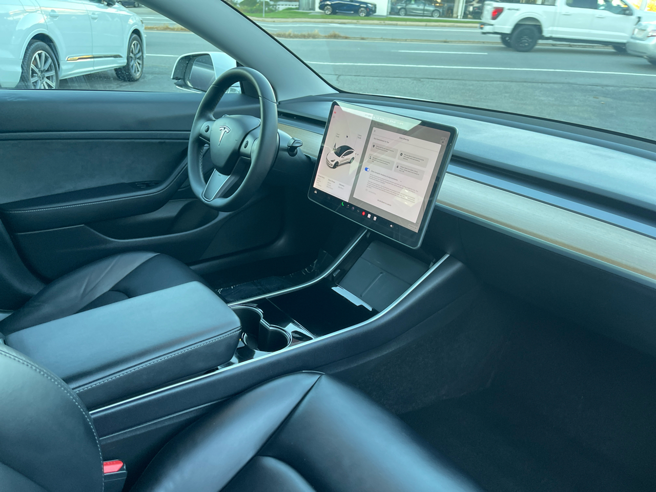 Tesla Model 3 Standard Range Plus 2020