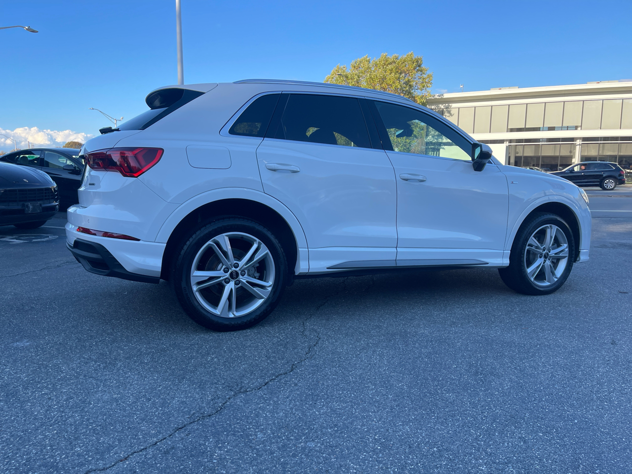 Audi Q3 S line Premium 45 TFSI quattro 2023