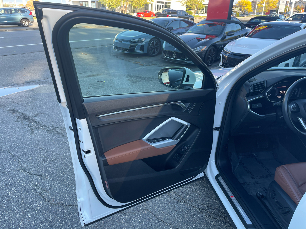 Audi Q3 S line Premium 45 TFSI quattro 2023