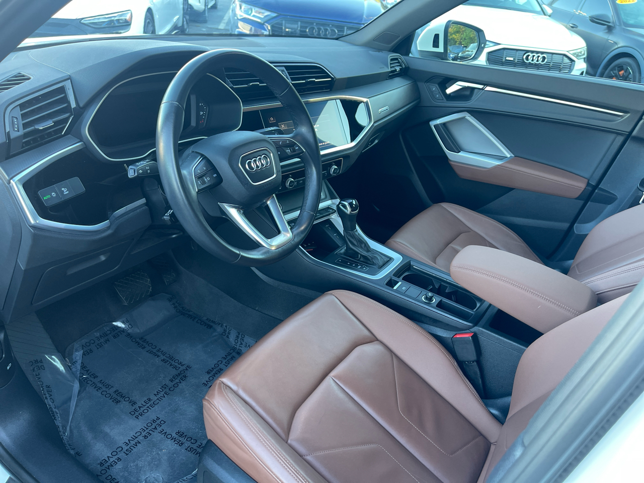 Audi Q3 S line Premium 45 TFSI quattro 2023