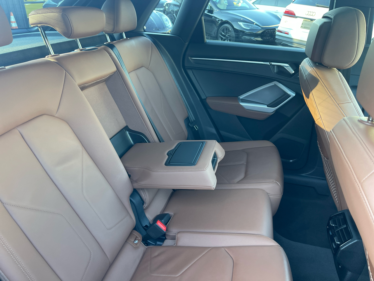 Audi Q3 S line Premium 45 TFSI quattro 2023