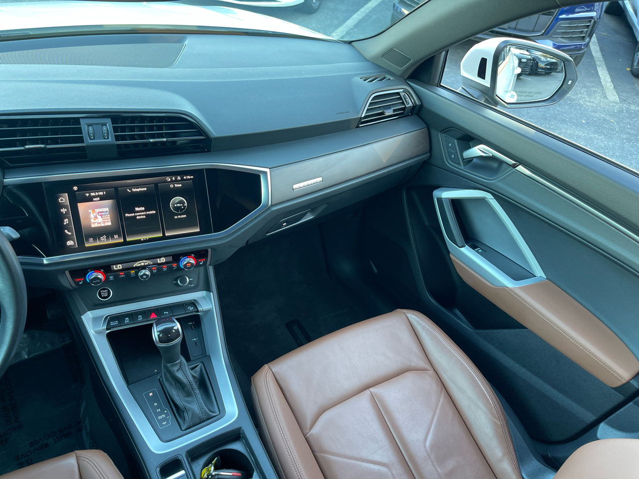 Audi Q3 S line Premium 45 TFSI quattro 2023