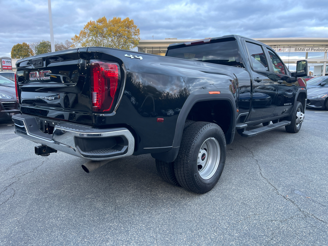 GMC Sierra 3500HD Pro Crew Cab 4WD SB 2022