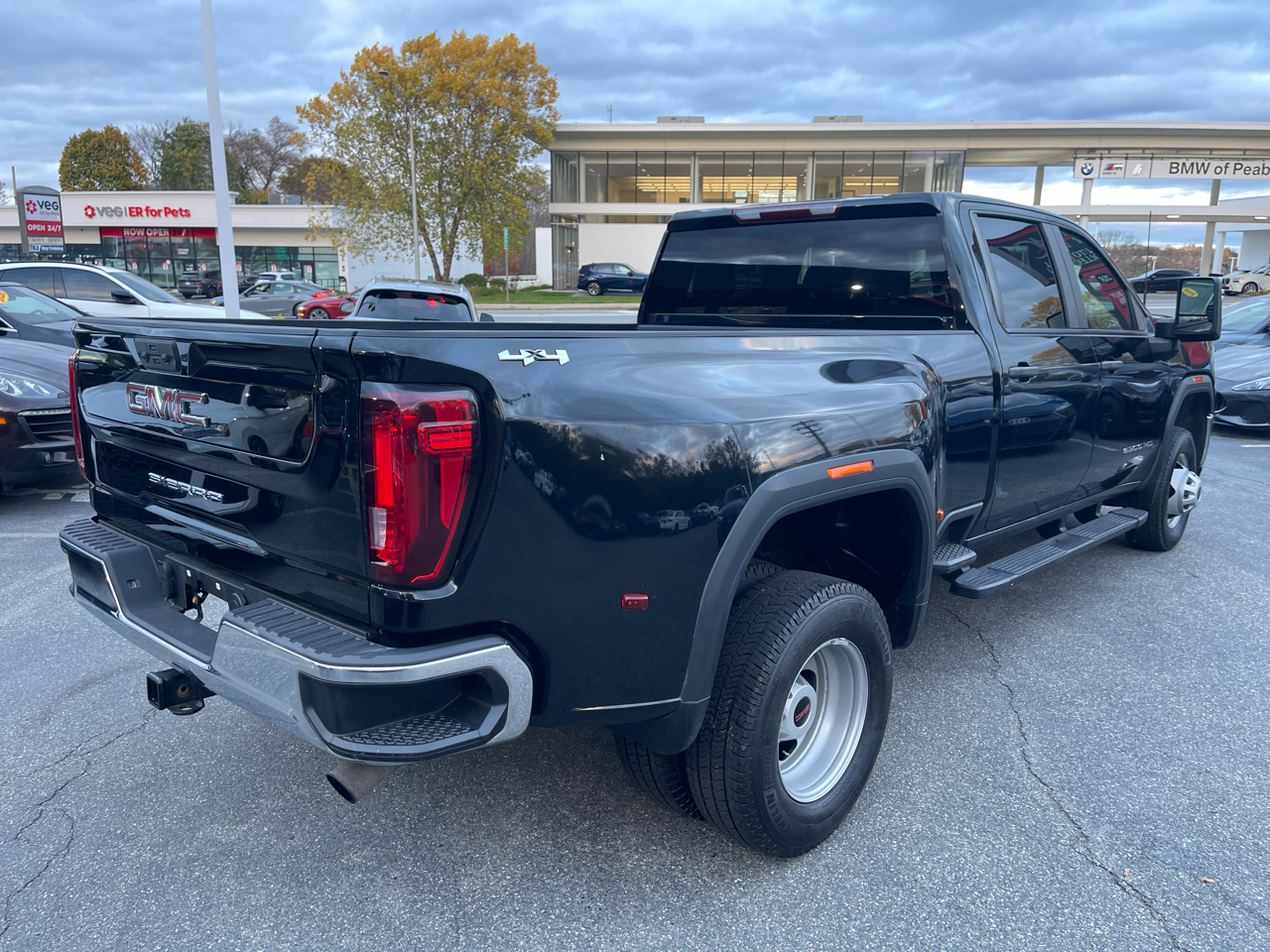 GMC Sierra 3500HD Pro Crew Cab 4WD SB 2022