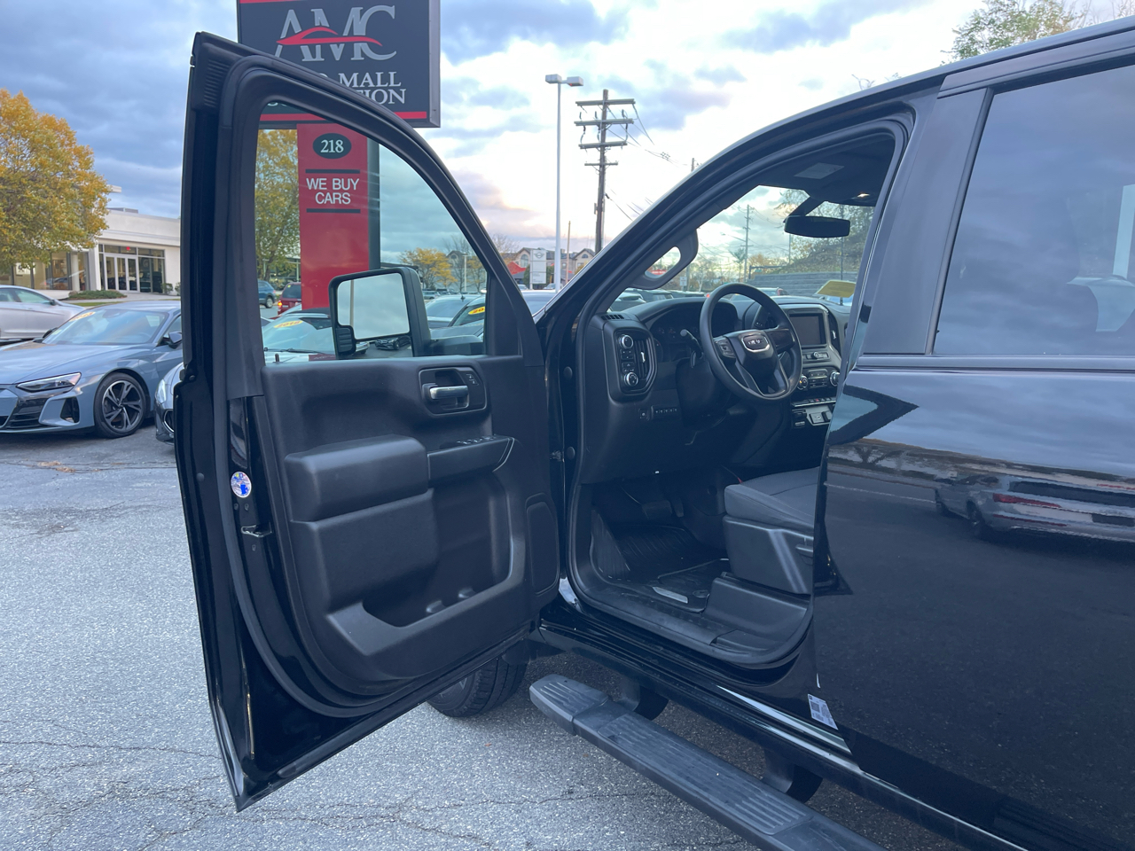 GMC Sierra 3500HD Pro Crew Cab 4WD SB 2022