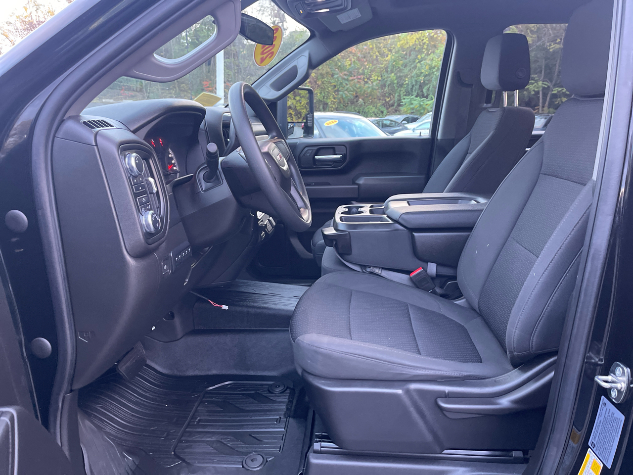 GMC Sierra 3500HD Pro Crew Cab 4WD SB 2022