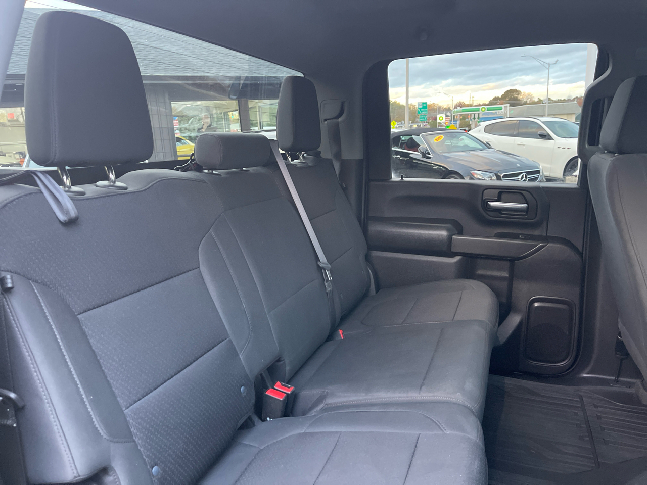 GMC Sierra 3500HD Pro Crew Cab 4WD SB 2022