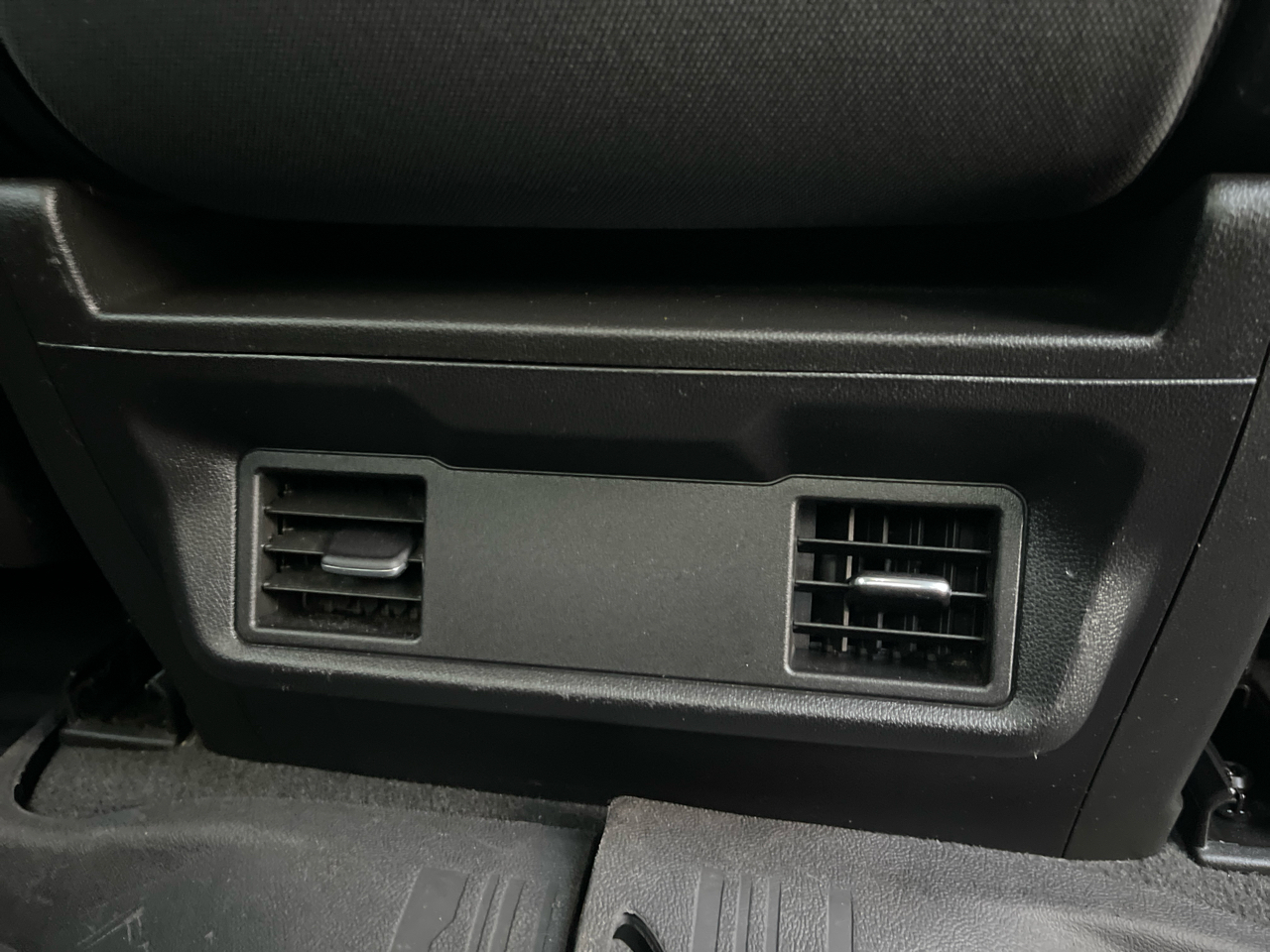 GMC Sierra 3500HD Pro Crew Cab 4WD SB 2022