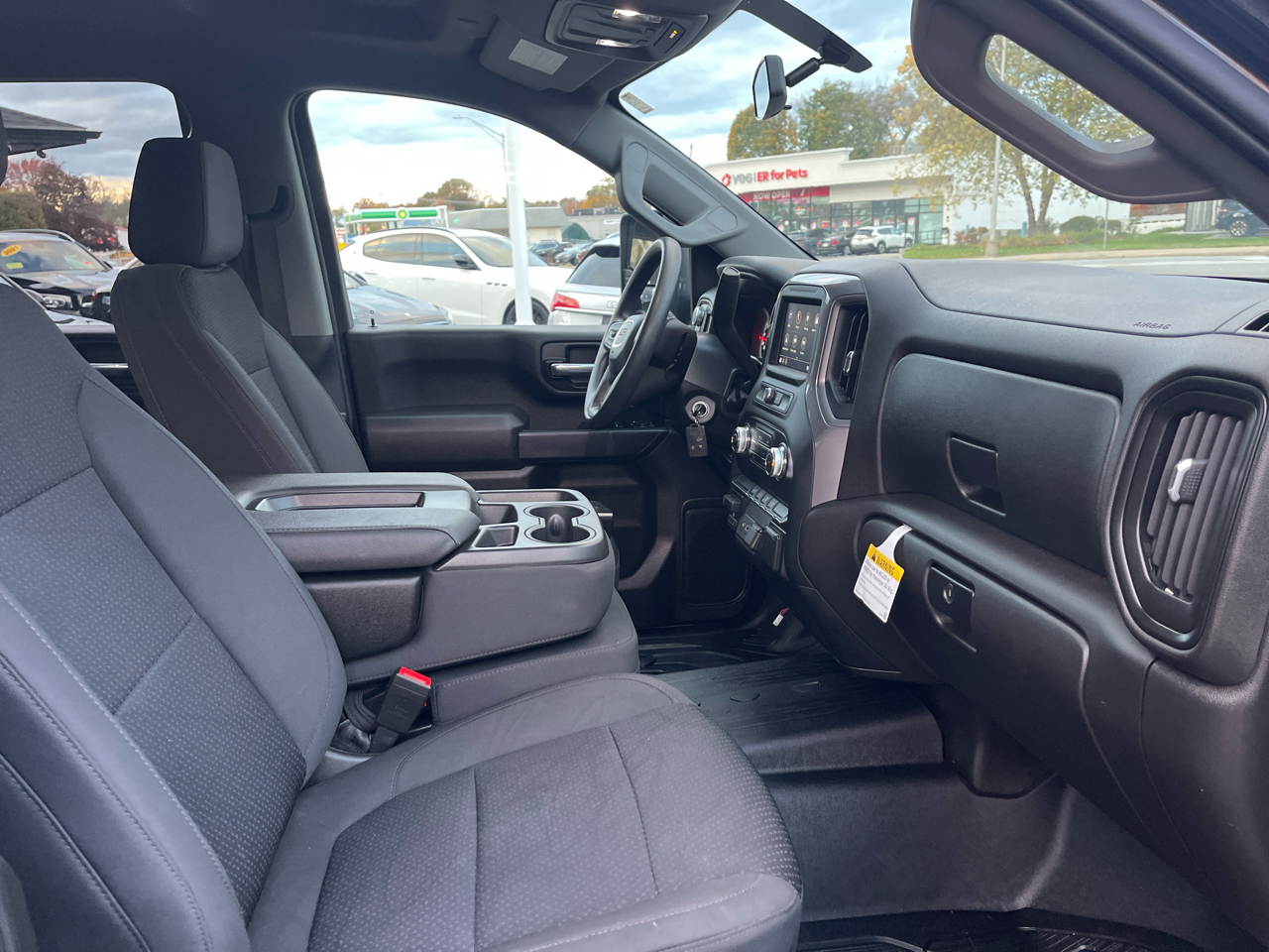 GMC Sierra 3500HD Pro Crew Cab 4WD SB 2022