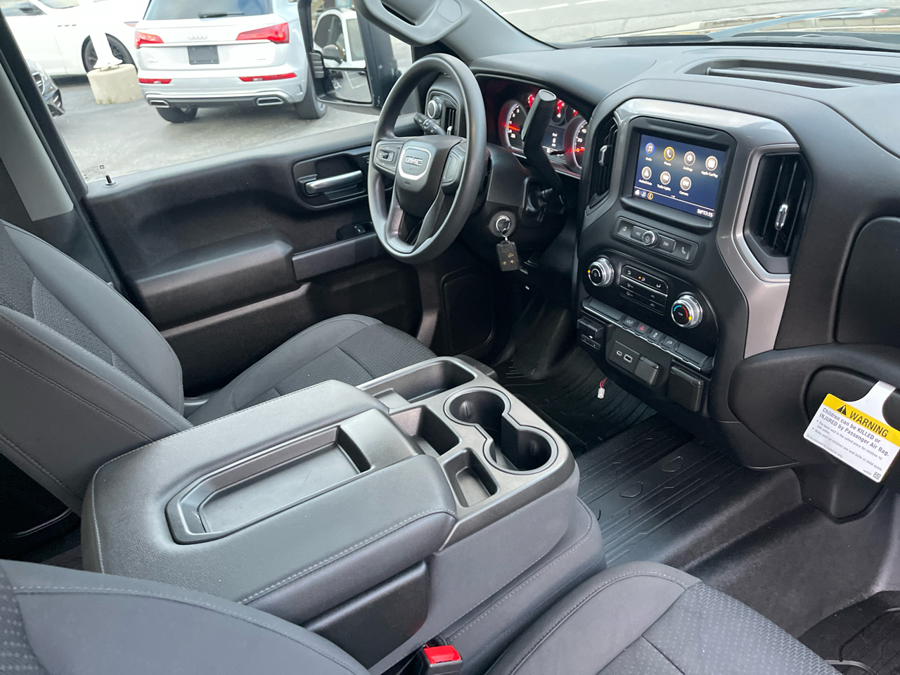 GMC Sierra 3500HD Pro Crew Cab 4WD SB 2022