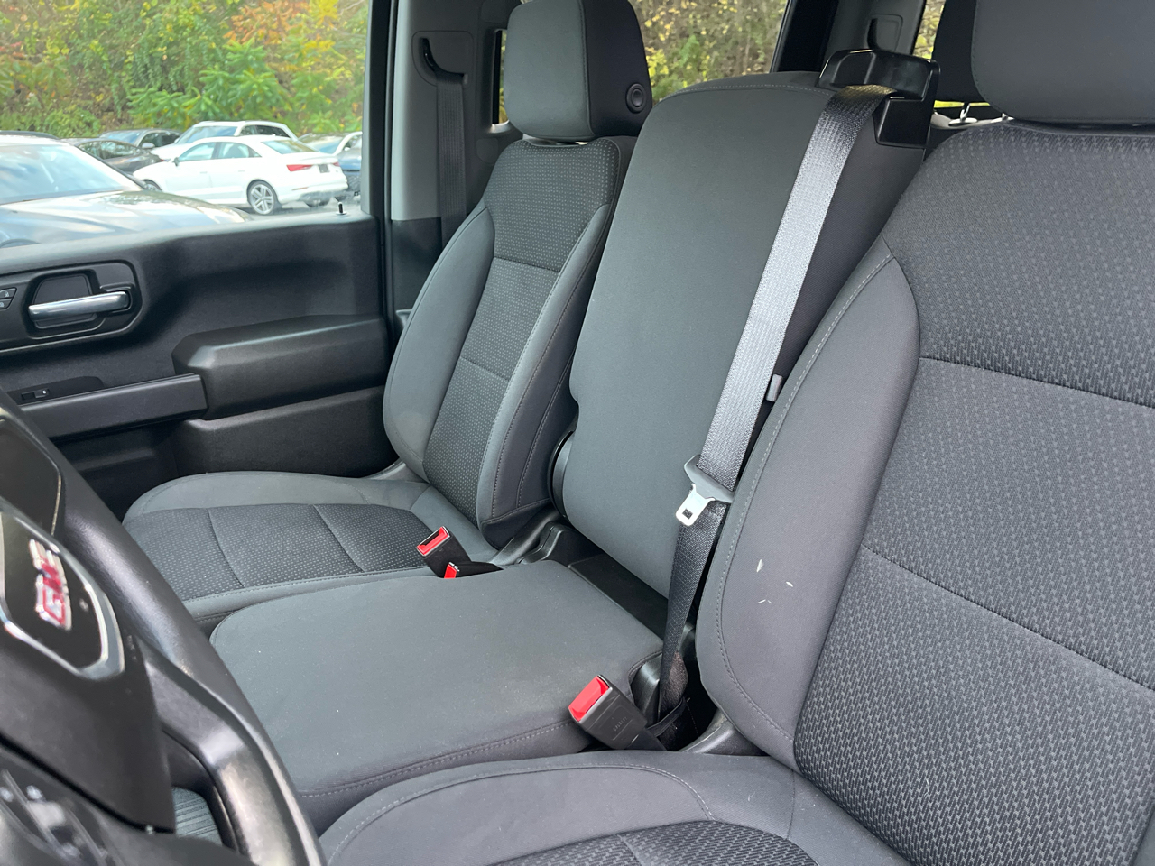 GMC Sierra 3500HD Pro Crew Cab 4WD SB 2022