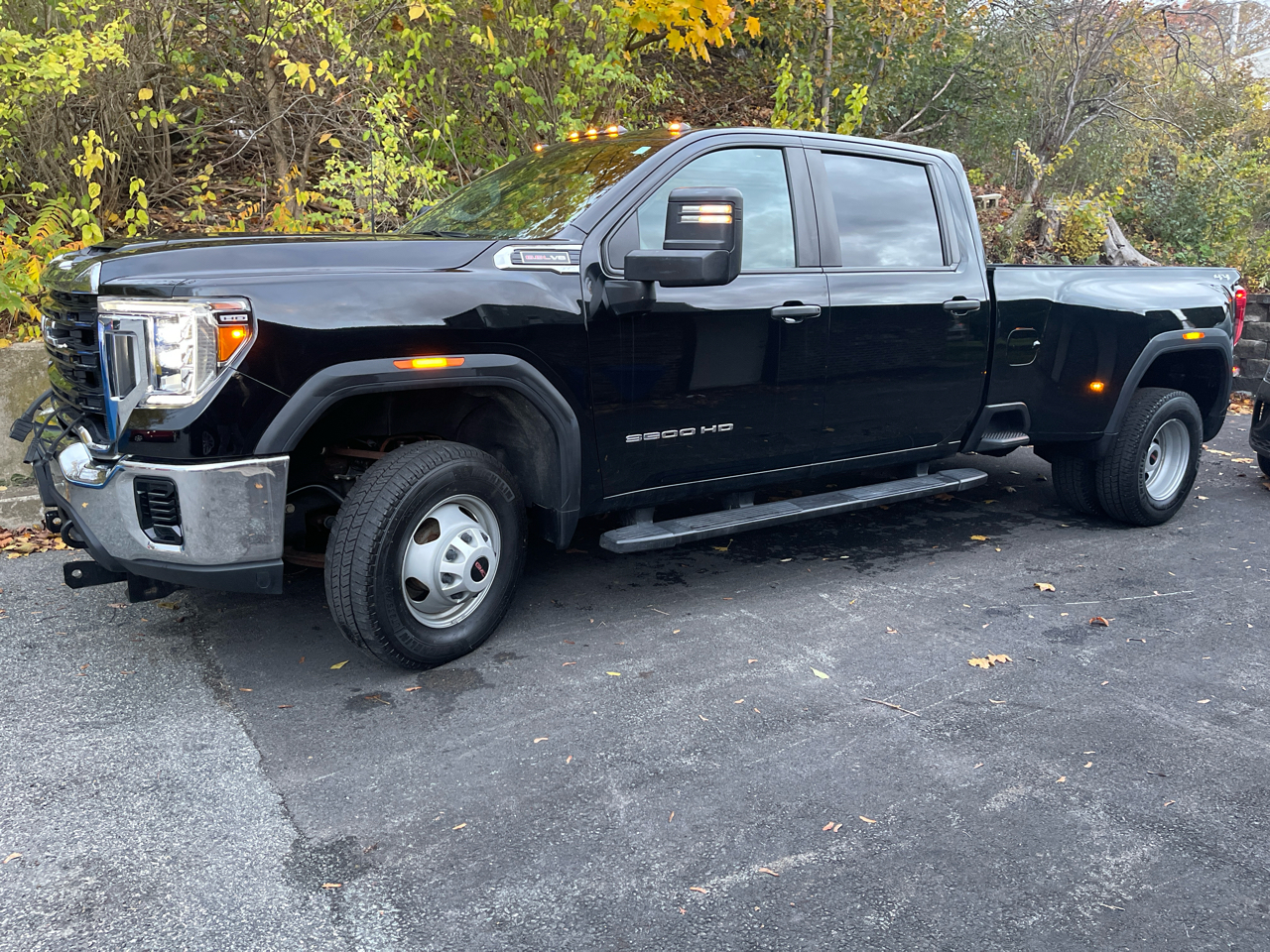 GMC Sierra 3500HD Pro Crew Cab 4WD SB 2022