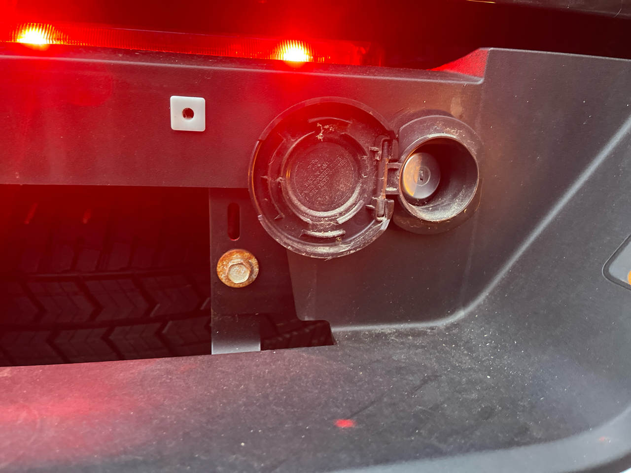 GMC Sierra 3500HD Pro Crew Cab 4WD SB 2022