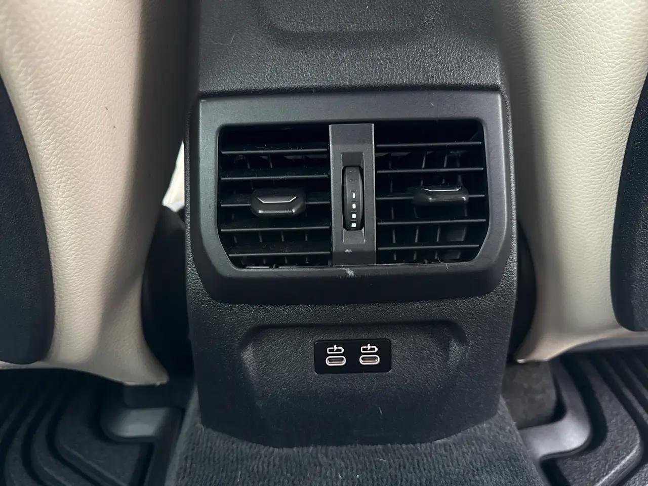 2021 BMW 2 Series M235i - Photo 41