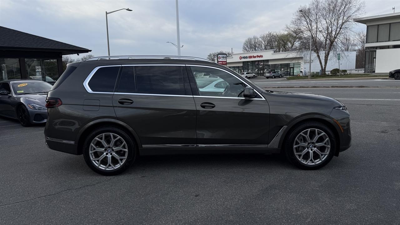 2024 BMW X7 40i - Photo 17