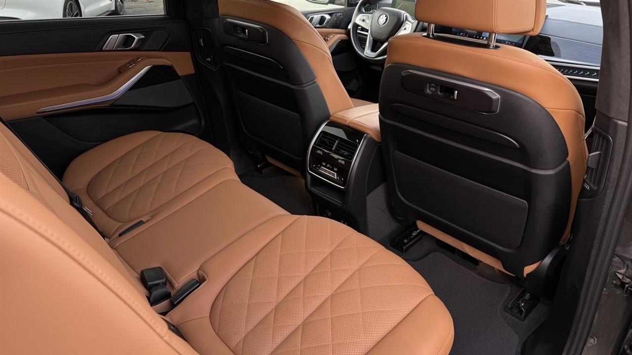 2024 BMW X7 40i - Photo 35