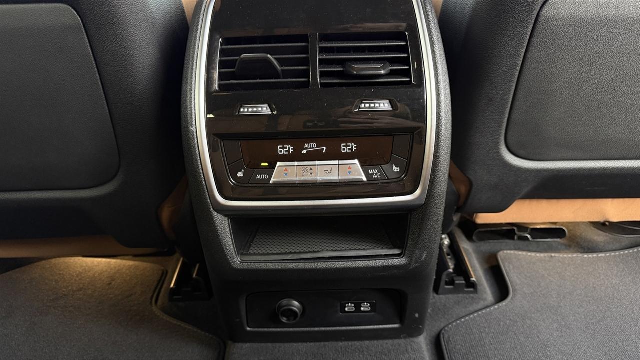 2024 BMW X7 40i - Photo 42